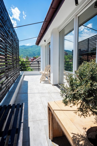 White and Wood Boutique Hotel