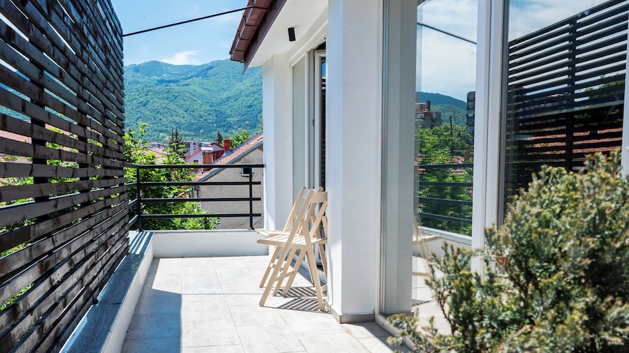 White and Wood Boutique Hotel