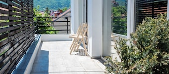 White and Wood Boutique Hotel