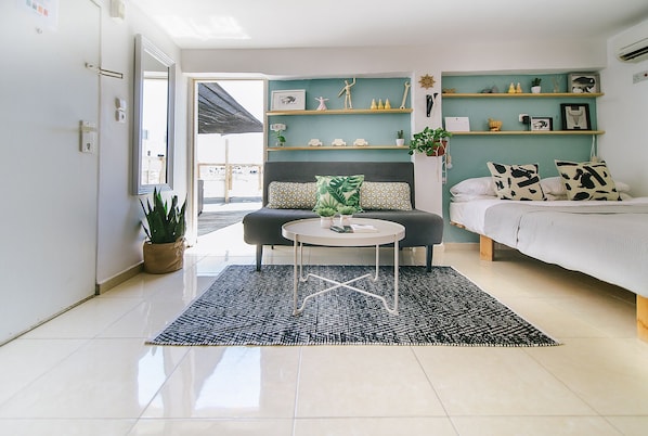 都會開放式客房, 1 張標準雙人床及 1 張梳化床, 城市景 | 熨斗/熨衫板、免費 Wi-Fi、床單