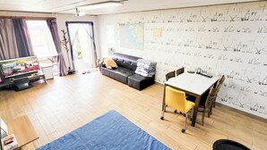 캐모마일 | 고급 침구, 노트북 작업 공간, 암막 커튼, 무료 WiFi
