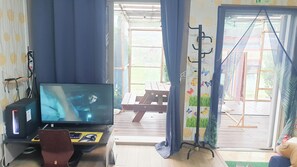 Standard Room (Lemon Verbena) | Premium bedding, laptop workspace, blackout drapes, free WiFi