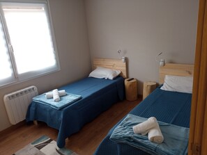 2 bedrooms, soundproofing, iron/ironing board, free WiFi