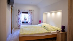 2 habitaciones, wifi gratis y ropa de cama 