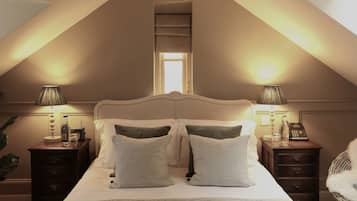 Deluxe Double Room, 1 Double Bed | 1 bedroom, iron/ironing board, free WiFi, bed sheets