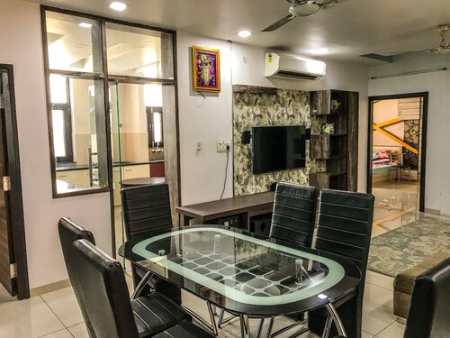 Luxury Penthouse Apartment with Private Terrace