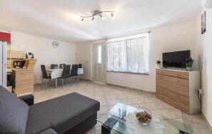 TV - Beautiful apartment in Pavicini with WiFi (Pavicini)