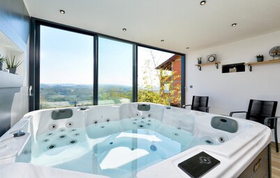 Cozy home in Novi Marof with sauna