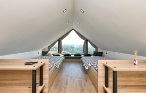 4 Schlafzimmer, Reisekinderbett, kostenloses WLAN, Bettwäsche