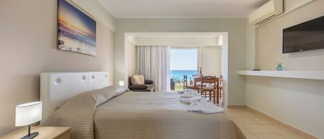 1 chambre, fer et planche à repasser, lit parapluie, Wi-Fi gratuit