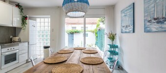 Huis aan het strand 'Les portes del mar'