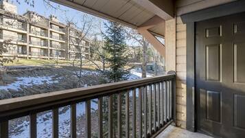 Townhome, 4 Bedrooms | Balkoni