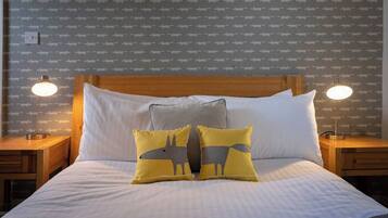 2 Schlafzimmer, BĂŒgeleisen/BĂŒgelbrett, WLAN, BettwĂ€sche