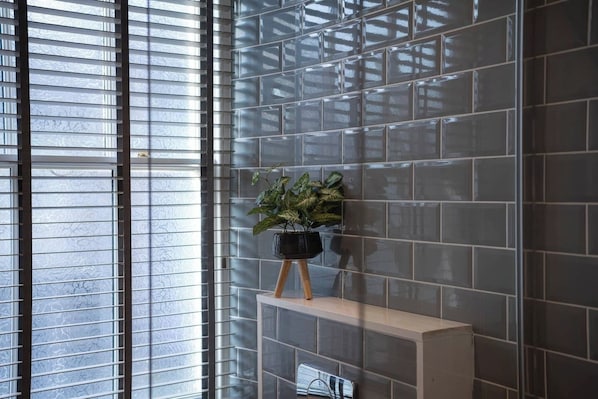 Interior - Central Home with Parking & Sky TV by LetMeStay (Cumbria)