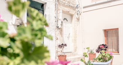 IAKOVOSIN KIVITALO LÄHELLÄ BALOS, ELAFONISI