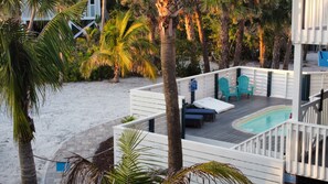 Terrace/patio - EXCLUSIVE AT THE BEACH: Private Pool, Golf Cart, Avail Book Now!! (Captiva)