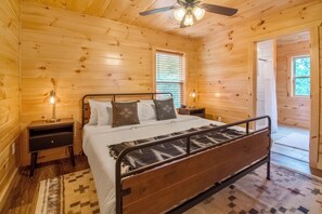 8 bedrooms, iron/ironing board, Internet, bed sheets