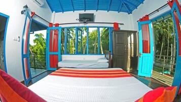 Superior Room | Individually decorated, individually furnished, blackout drapes
