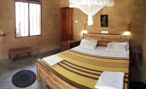 Minibar, desk, laptop workspace, soundproofing