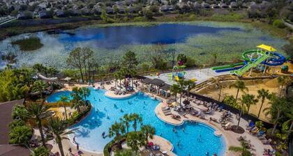 Ohana House: 5 Min to WDW! | 100% Renovated | Modern, Luxury, Lakeview, Gameroom