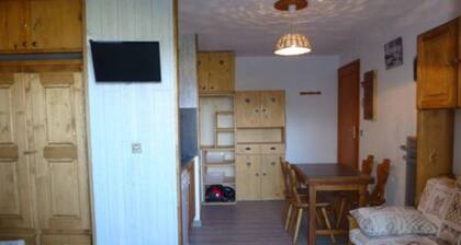 La Plagne-Montalbert, 4 pers studio, resort center, ski-in ski out