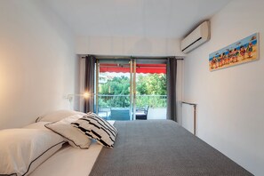 1 chambre, fer et planche à repasser, Wi-Fi, draps fournis