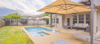 Nylig møblert m / vakkert basseng og grillterrasse!