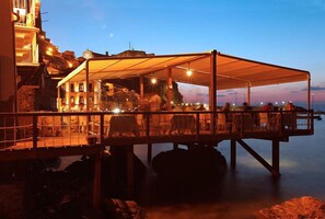 Lunch and dinner served, Mediterranean cuisine