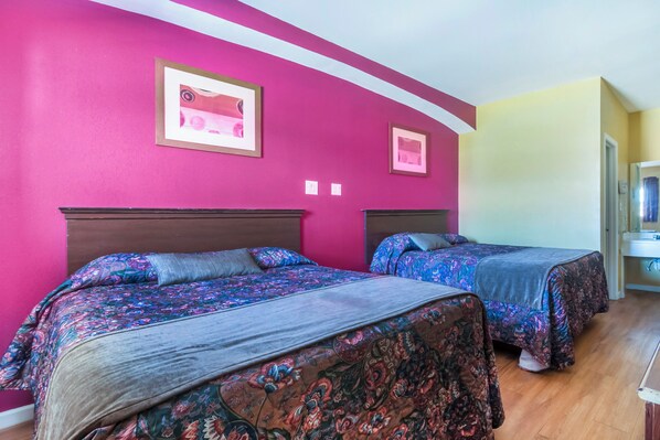 Zimmer, 2 Queen-Betten