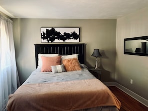 1 bedroom, desk, iron/ironing board, free WiFi
