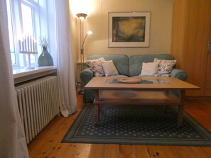 Apartment, 1 Bedroom | Living room - Forsæla Apartmenthouse (Reykjavik)