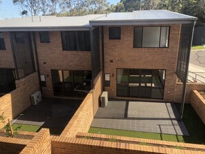 واجهة المنشأة