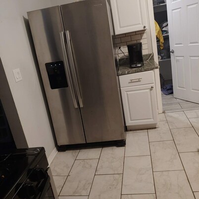 Washington Heights, Private basement room!