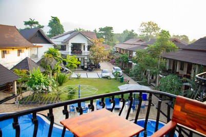 Diamond Resort Vang Vieng