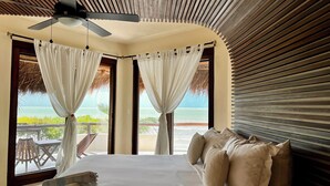 Deluxe Room, Bathtub, Beach View - Casa Punta Coco & Beach Club (Isla Holbox)