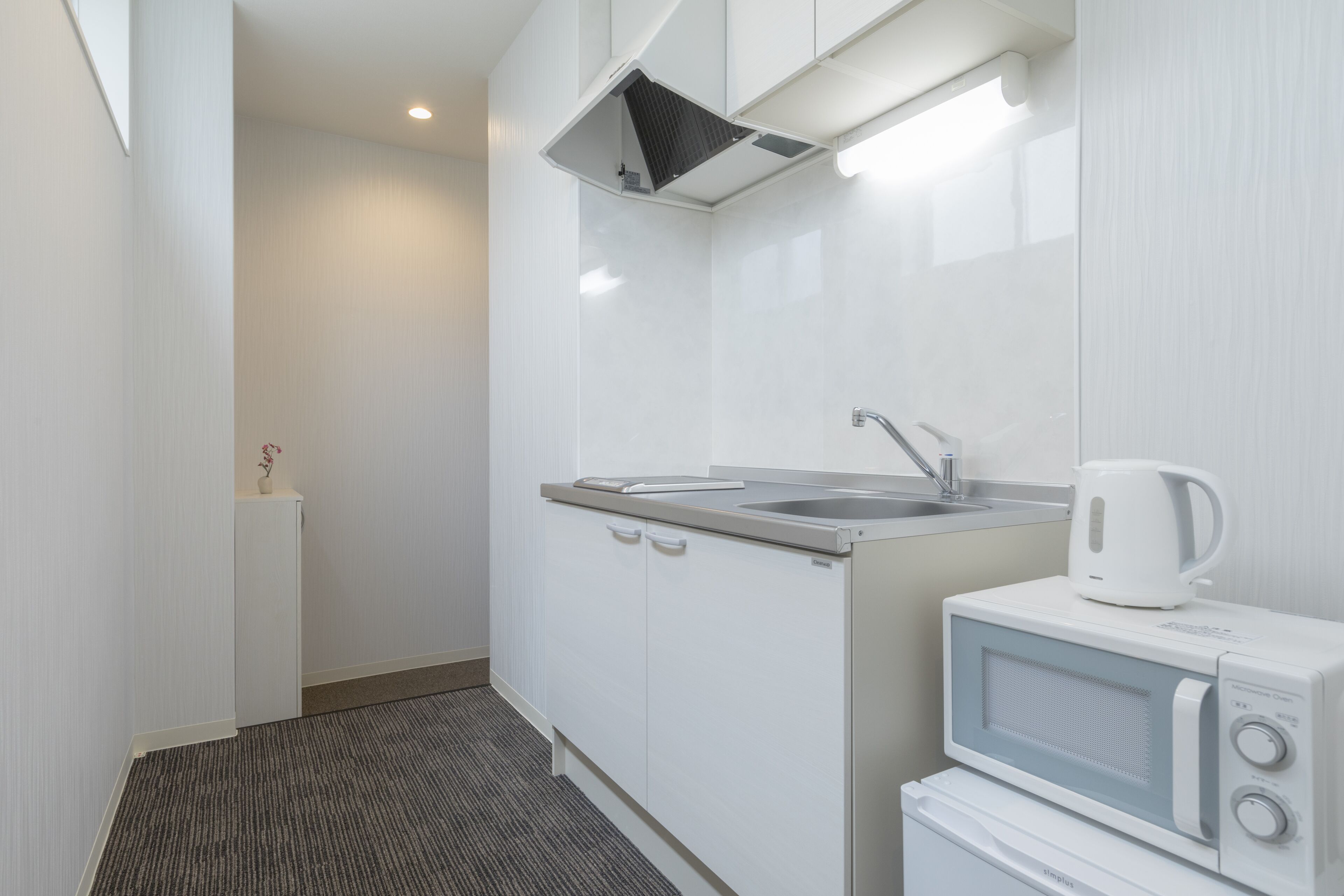 トリプルルーム | 専用簡易キッチン | 冷蔵庫、電子レンジ、コンロ、電気ポット