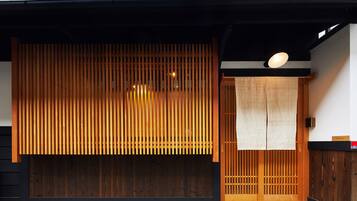 Entrada de la propiedad