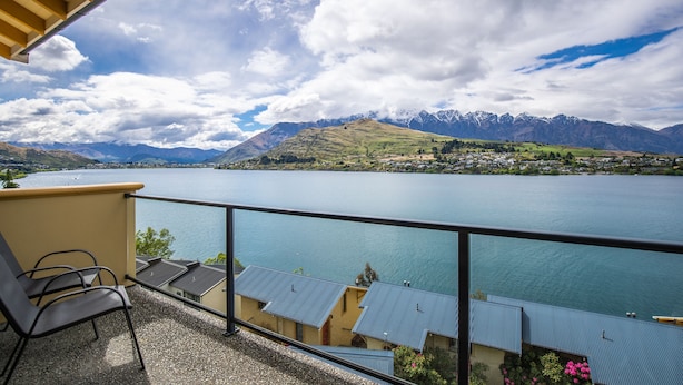 Exterior - Absolute By The Lake Villa (Queenstown)