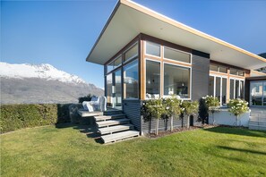 Interior - Whakata on Whitbourn (Queenstown)