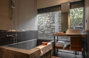 Queen Room with Garden View | View from room - Yunoyado Onsen Hotspring Hotel Deyang (Jiaoxi)