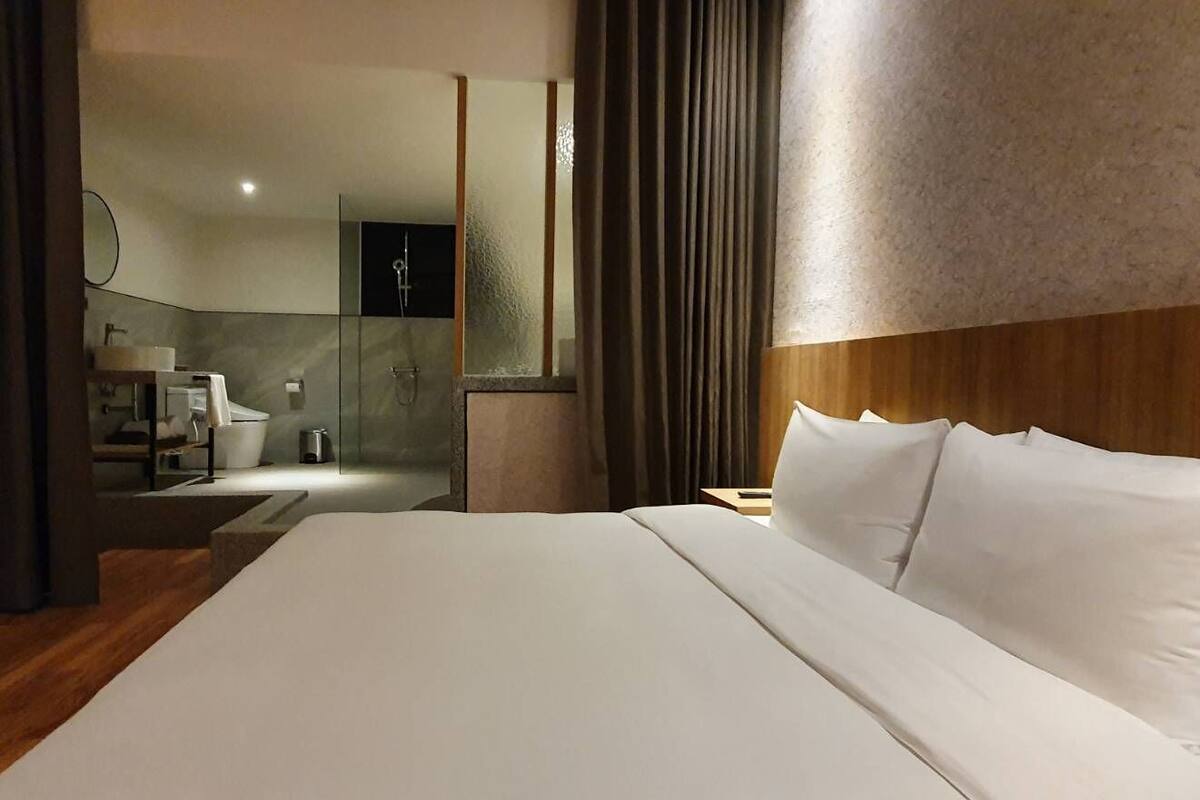 Large Double Room Without Window | Down duvets, pillow-top beds, blackout curtains, soundproofing