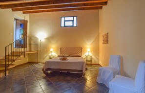 1 makuuhuone, vauvan matkasänky, ilmainen Wi-Fi