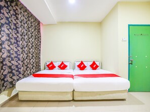 Family Suite | Free WiFi, bed sheets - OYO 89590 Hotel Foong Inn (Banting)