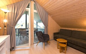 Fernseher, Stereoanlage