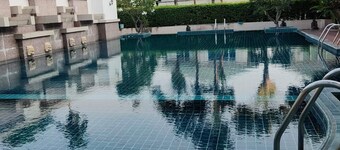 1 bedroom detached studio house