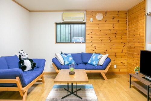 Atami Ajiro House