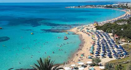 Villa familiale de deux lits dans le quartier de Pernera