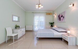 4 Schlafzimmer, kostenloses WLAN, Bettwäsche