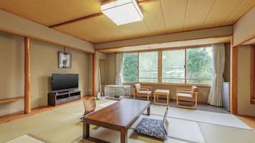 Pet Room Japanese B(With toilet)(Non-smoking) | In-room safe, free WiFi, bed sheets