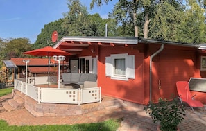 Property grounds - 2 bedroom awesome home in Staufenberg (Staufenberg)
